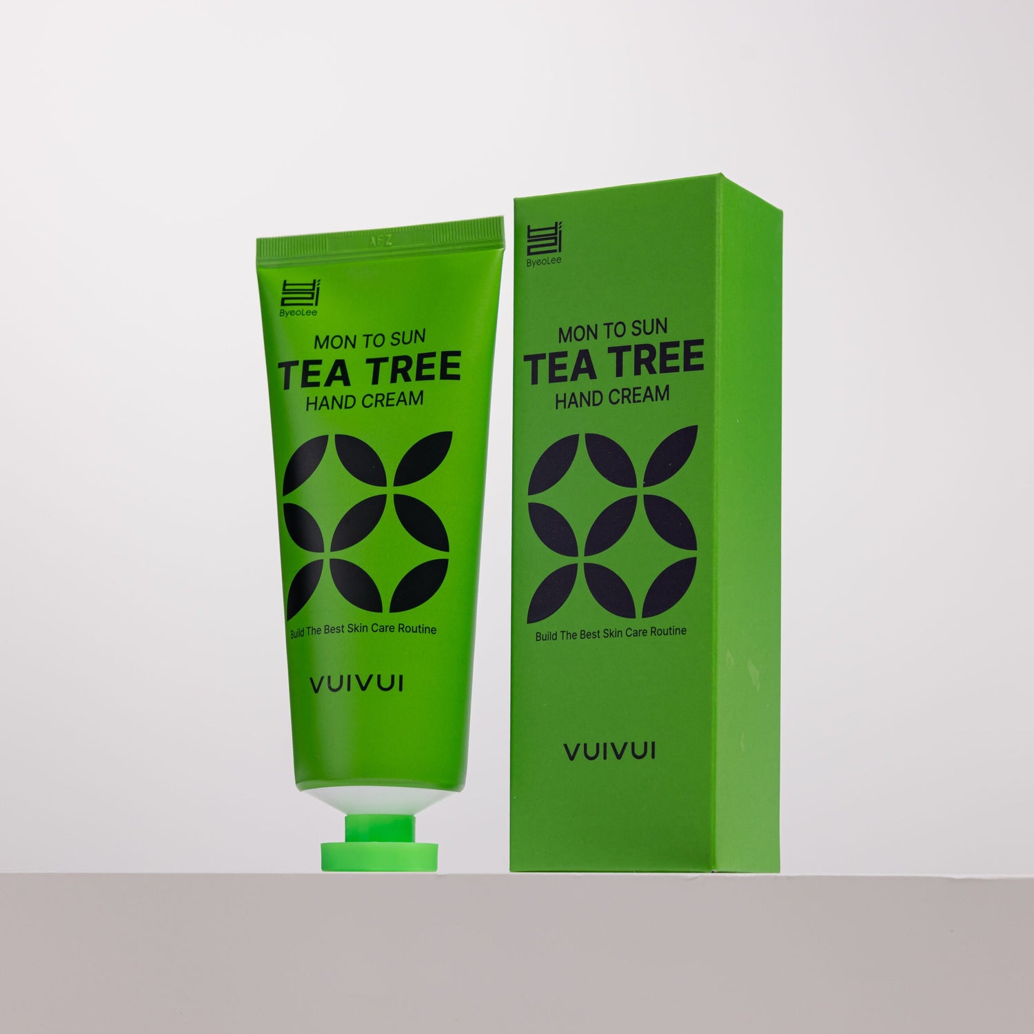 Hand cream with tea tree Mon to Sun HAND CREAM