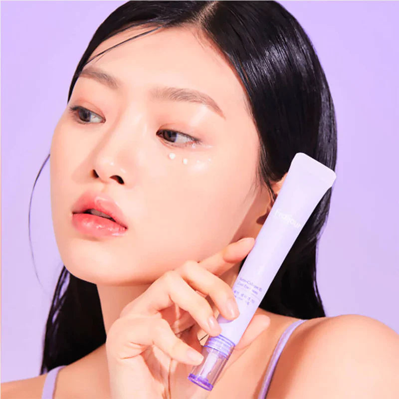Szemkörnyékápoló krém kollagénnel és retinával Fraijour Retin-Collagen 3D Core Eye Cream