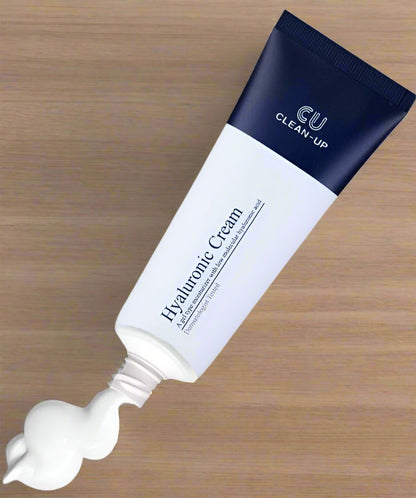 Moisturizing cream with low molecular weight hyaluronic acid CUSKIN Hyaluronic Cream