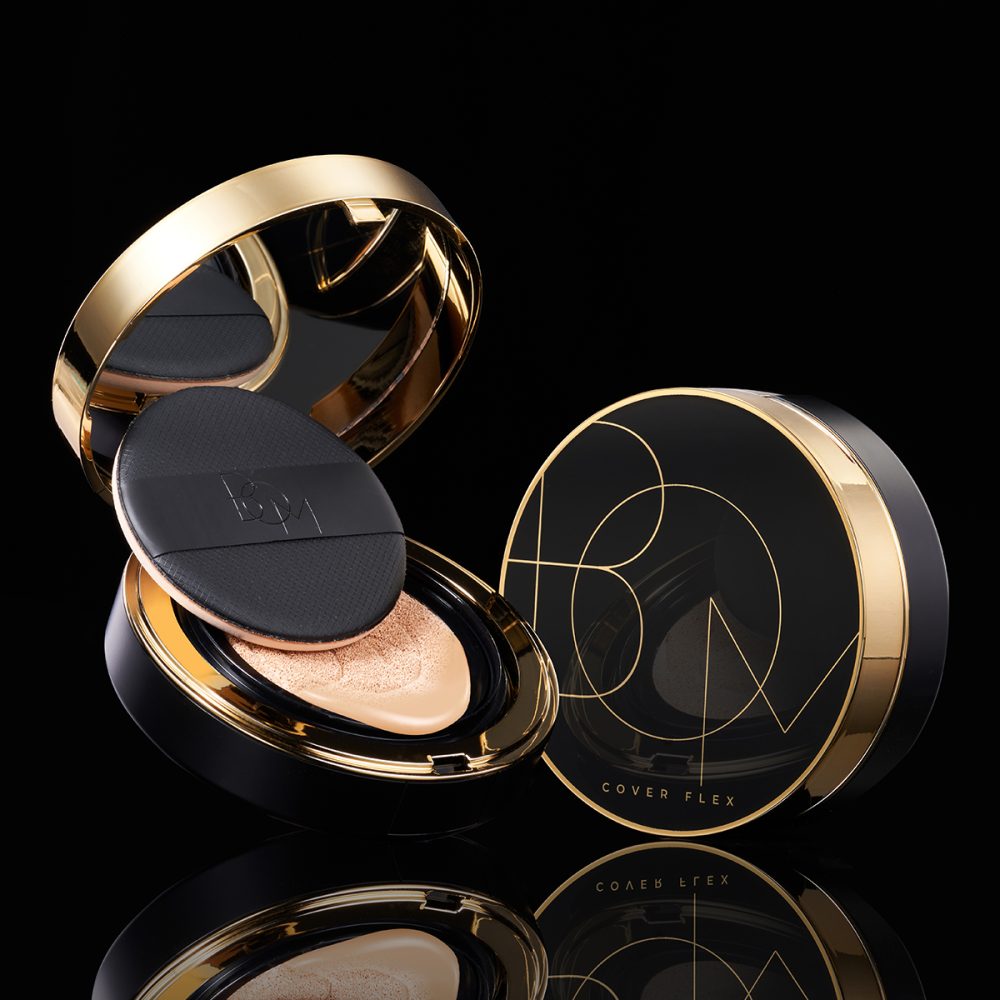 Alapozó BOM Cover Flex párna SPF50+ PA+++ szín 21N Ivory 