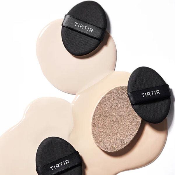 Brightening face powder with high coverage TIRTIR Re-Fill Mask Fit Cushion SPF50+ PA+++ 21N IVORY