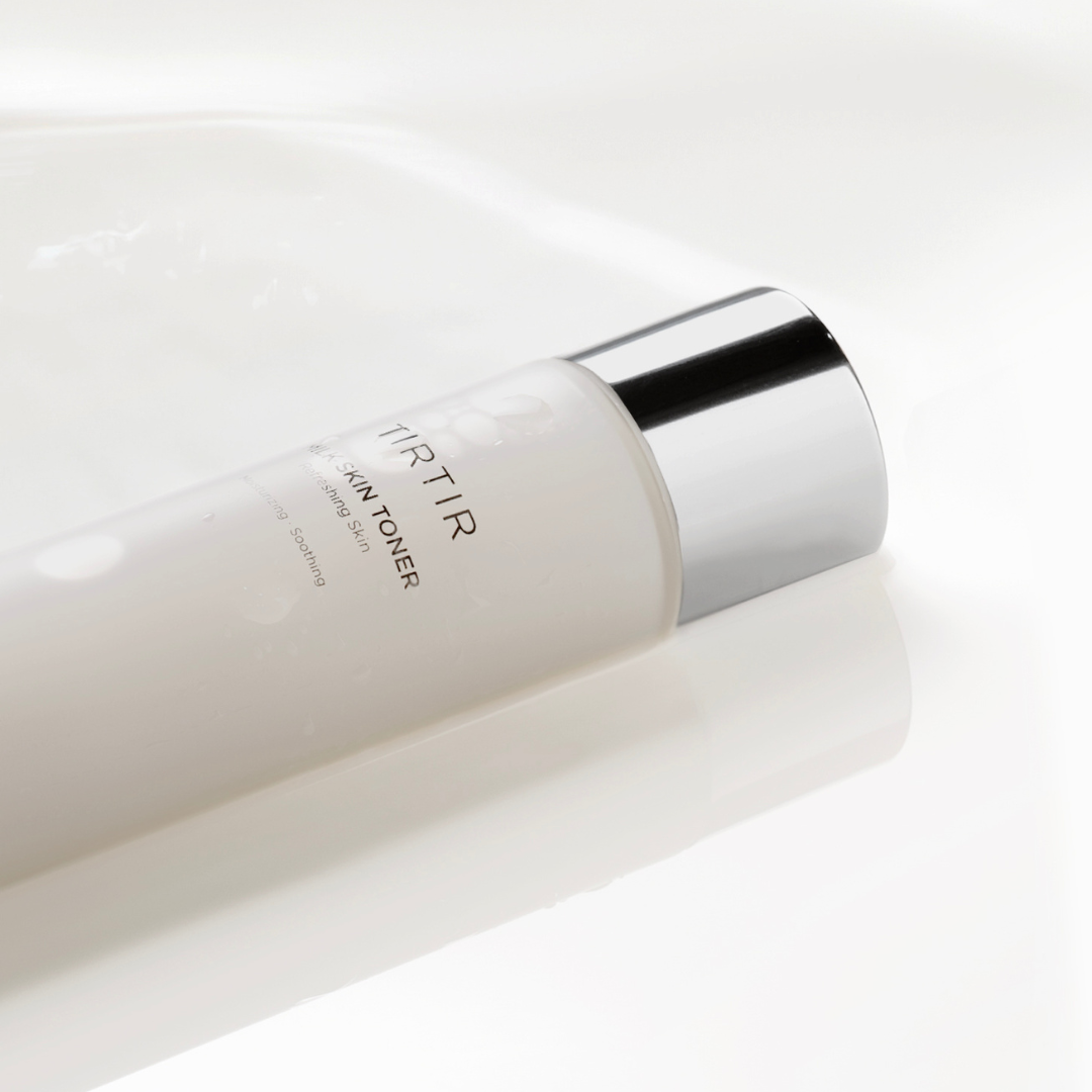 Moisturizing and soothing toner TIRTIR Milk Skin Toner - Koreancare