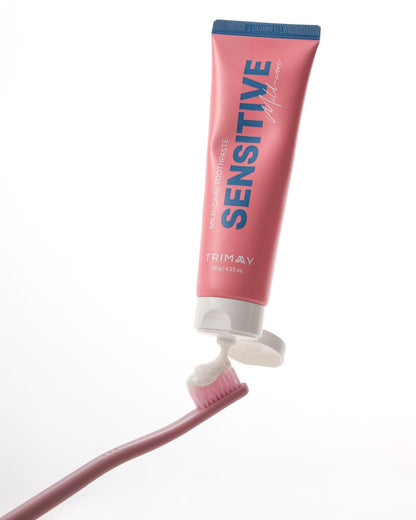 Close-up of the Trimay Pink Fluorine Toothbrush high-density bristle head